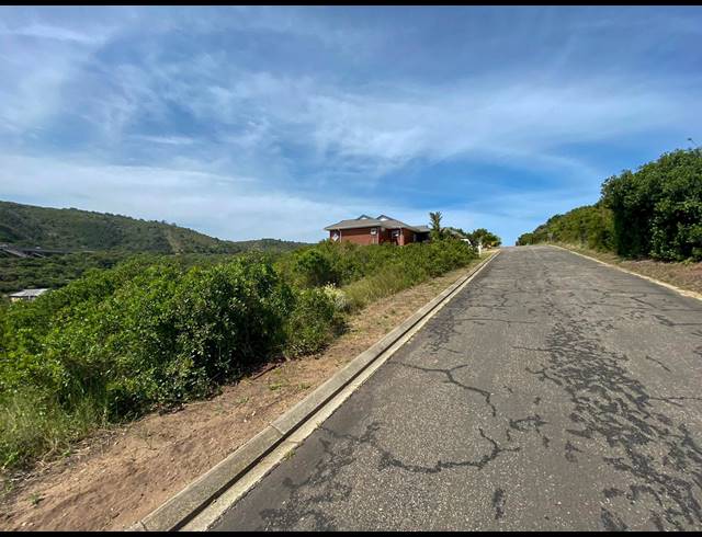 705M² VACANT LAND FOR SALE IN DOLPHIN CREEK GOLF ESTATE